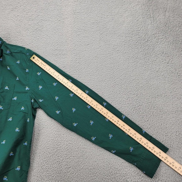American Eagle Shirt Mens XL Green Long Sleeve Christmas Tree Button Up Soft - Picture 15 of 15